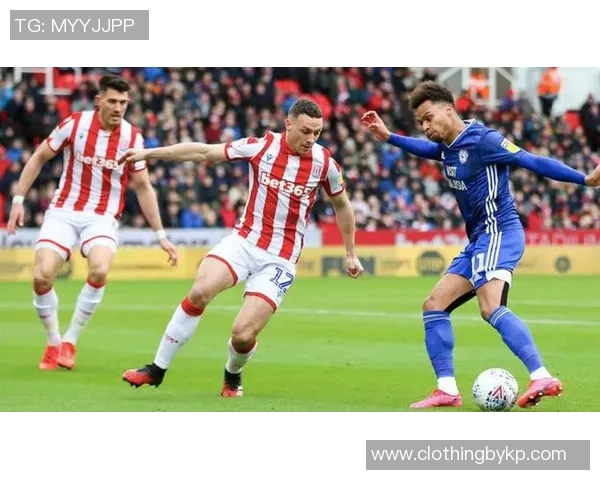 足总杯激战利物浦与巴黎圣日耳曼平局点球大战成决胜关键瞬间集锦