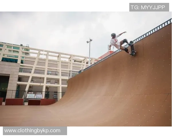 重庆滑板队技术争议引发热议滑板爱好者观点碰撞与未来发展探讨