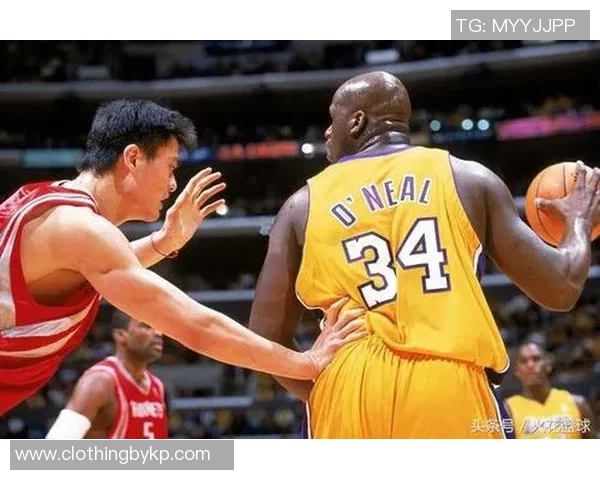 重温经典对决欧尼尔与姚明的巅峰之战与篮球传奇