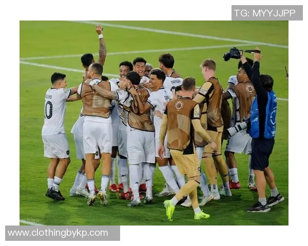 意甲历史冷门本菲卡大胜曼城红牌事件引发全场热议