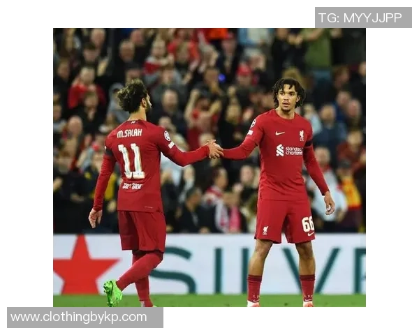 国王杯激战利物浦逆转国米争议判罚引发全场热议 国王杯激战利物浦逆转国米争议判罚引发全场热议