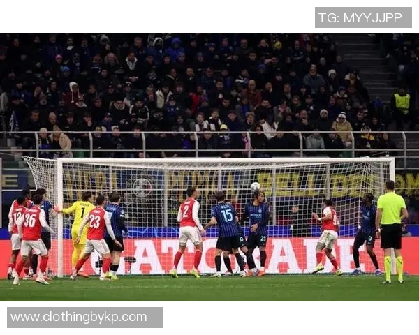 意甲精彩对决国米大胜阿森纳红牌事件引发全场热议与战术分析